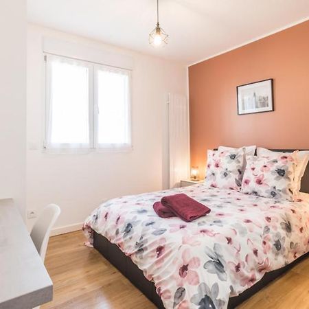 - Sublime Villa Felicidad - Proche Hypercentre - Parking - Terrasse - Wifi Viriat Bagian luar foto