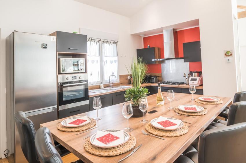 - Sublime Villa Felicidad - Proche Hypercentre - Parking - Terrasse - Wifi Viriat Bagian luar foto